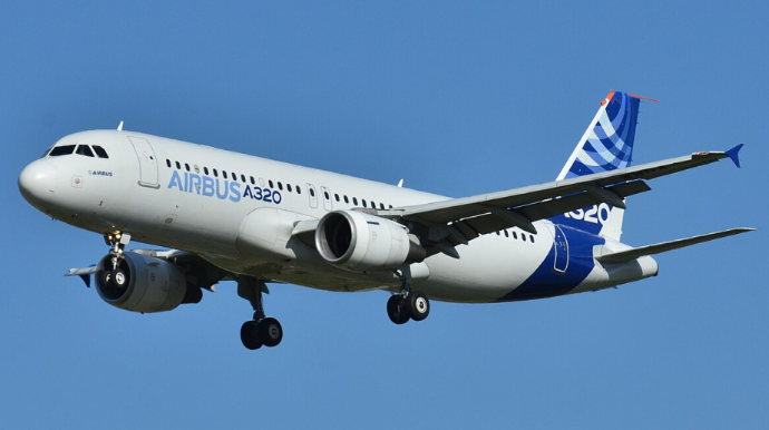 Airbus A320 потеснил Boeing 737 как самый продаваемый самолет в истории