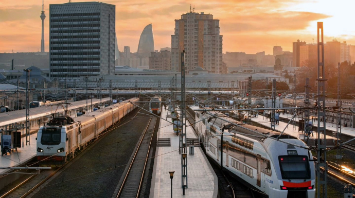 Yeni tədris ilindən qatarların sürəti artırılacaq? - RƏSMİ CAVAB 