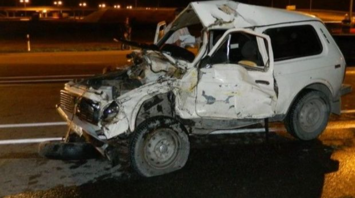 "Niva" ilə "Kamaz" toqquşdu