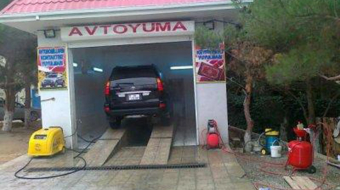 Bakıda avtoyuma məntəqəsində faciə: Ölən var 