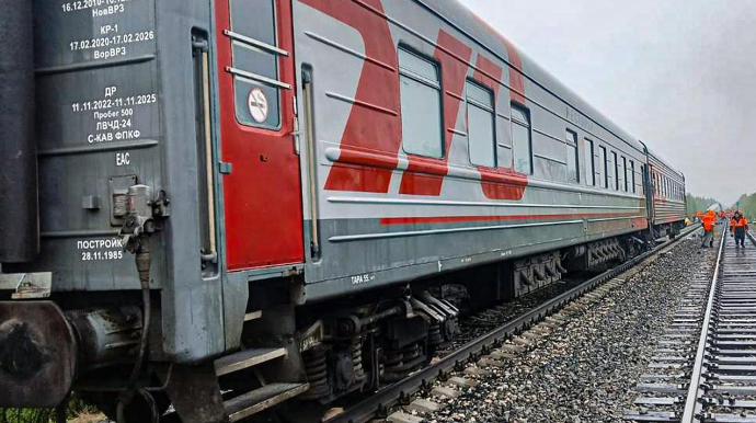 Rusiyada sərnişin qatarının 7 vaqonu relsdən çıxdı - VİDEO - YENİLƏNİB