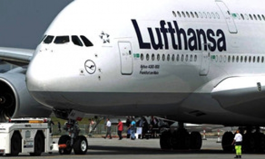 "Lufthansa"ya məxsus təyyarə Moskvada təcili eniş ed