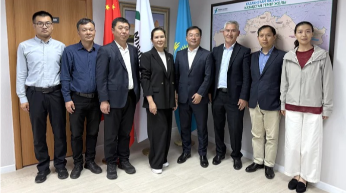 Astanada Orta Dəhlizlə daşınmaların səmərəliliyinin artırılması yolları müzakirə olunub  