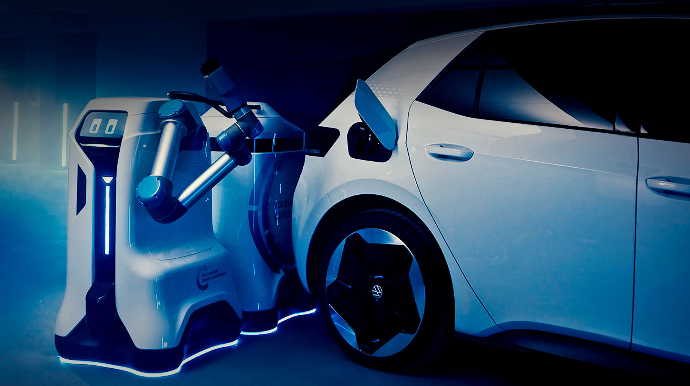 Volkswagen представил прототип зарядного робота  - ФОТО
