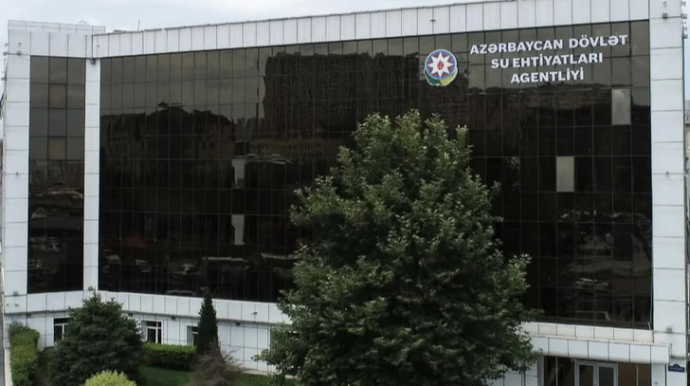 ADSEA 1,4 milyon manata su və yanacaq daşıyan maşınlar alır 