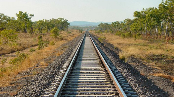 “Dəmir yolu ilə bağlı İrəvanla Bakı arasında müsbət məqamlar var”