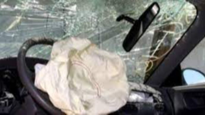 Hacıqabulda “Mercedes”lə "VAZ 2106" toqquşdu:  6 nəfər.. 