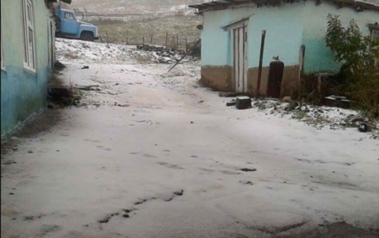 Azərbaycana ilk qar yağdı - FOTO