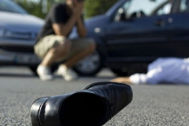 Qaradağda kişini, Nəsimidə isə qadını maşın vurdu