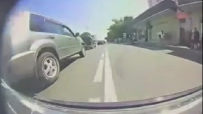 Qırıq xətdə avtobus zolağına girən bu sürücülər cərimələnəcək - VİDEO