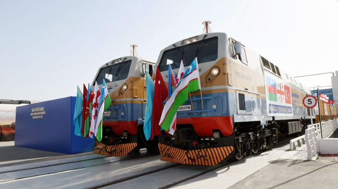 Rusiya Azərbaycan və İranla "Şimal-Cənub" dəhlizi üzrə əməkdaşlığı gücləndirməyə dəvət edir