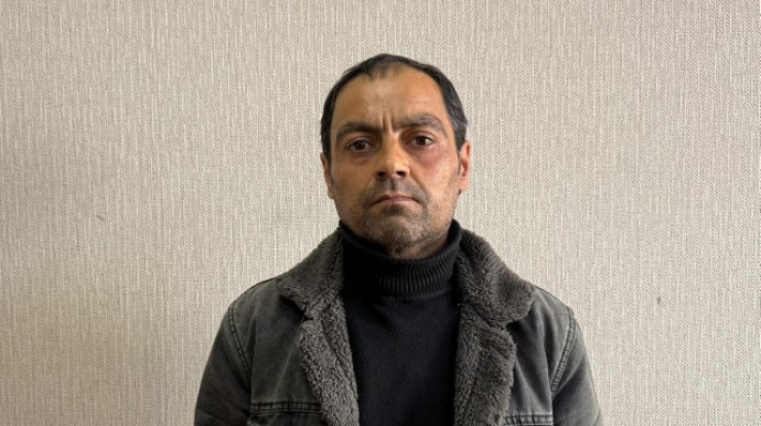 Təqaüdçülərin kartlarını talayan şəxs tutuldu