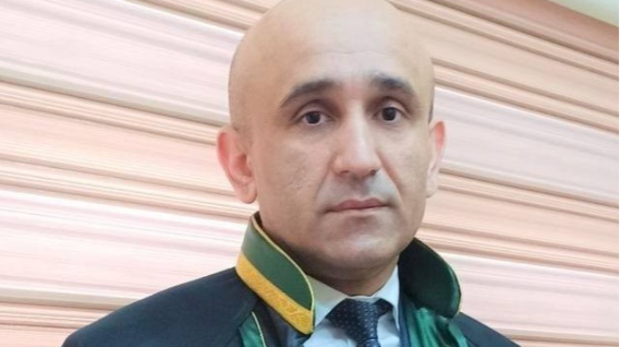 На Бакинском бульваре скоропостижно скончался адвокат - ФОТО