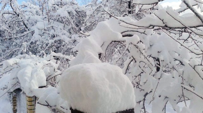 На Каспии высота волн достигла 4,5 метров, в Шахдаге и Хыналыге выпал снег