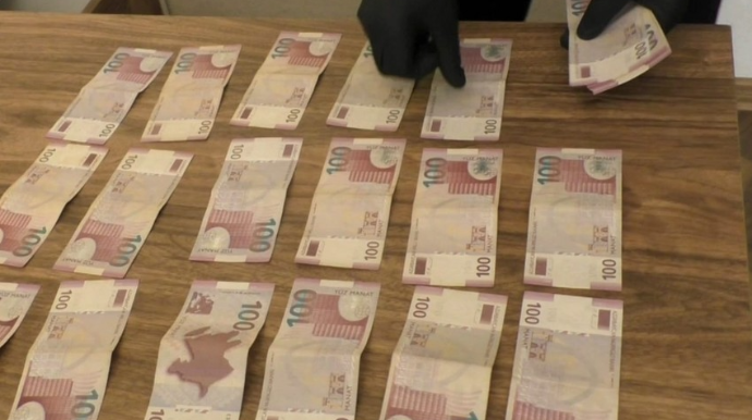 Biləsuvarda hədə-qorxu ilə 10 min manat pul tələb edən şəxs saxlanılıb  - FOTO