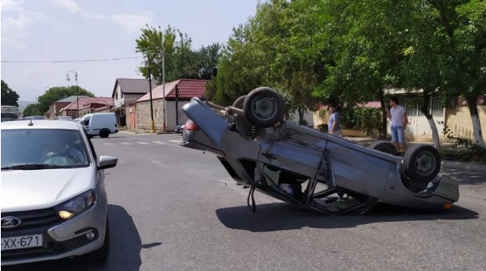 Qubada işıqforun sönməsi qəzaya səbəb oldu - FOTO