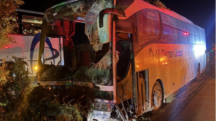 Türkiyədə avtobus qəzası - Ölən və yaralananlar var 