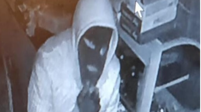 Beyləqanda 10 min manatlıq oğurluq - FOTO 