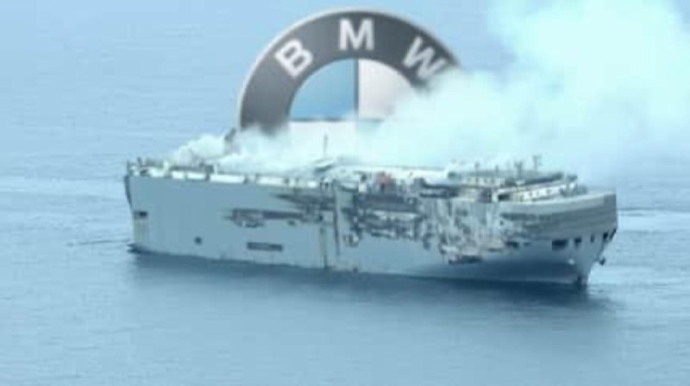 Gəmi yanğınının səbəbi elektromobil imiş