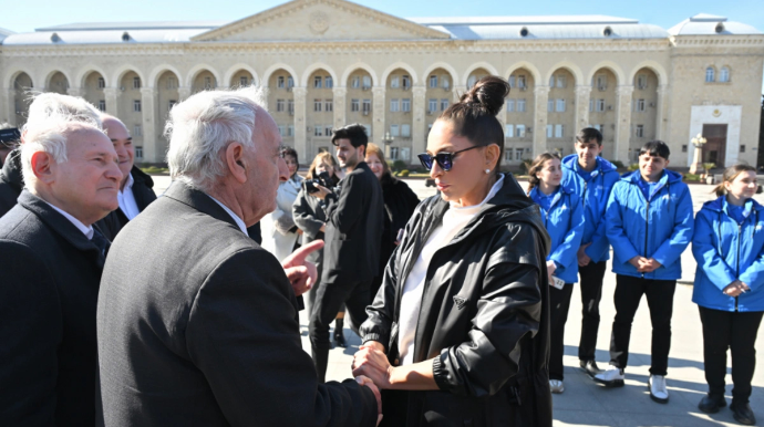 Mehriban Əliyeva Gəncə səfərindən paylaşım edib - VİDEO