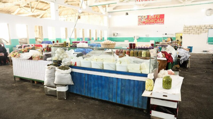 “Kəndli” bazarında nöqsanlar aşkarlanıb - FOTOLAR