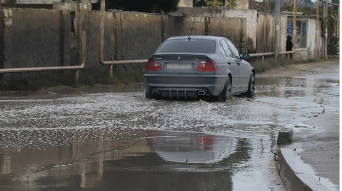 BŞİH:  "Yağışın fəsadları aradan qaldırılır"