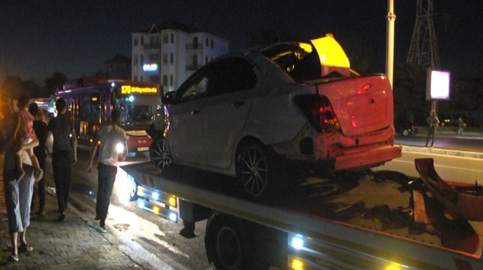 Bakıda 6 avtomobil toqquşub, xəsarət alanlar var - FOTO  - VİDEO