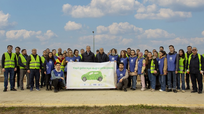 Bakıda elektromobil və hibrid avtomobillərlə yürüş keçirilib - FOTO