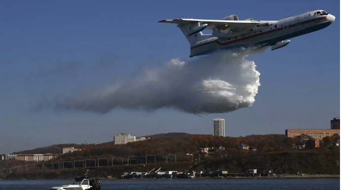 Rusiya Türkiyəyə kömək üçün amfibiya təyyarə göndərib