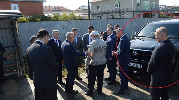 İcra Hakimiyyəti AA seriyalı “Land-Cruiser”i satışa çıxardı - MƏBLƏĞ