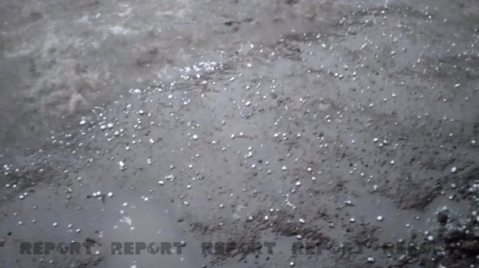 Qərb bölgəsində yağıntılı hava şəraiti fəsadlar törədib