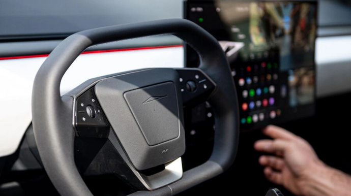 Акции Tesla рухнули из-за DeepSeek