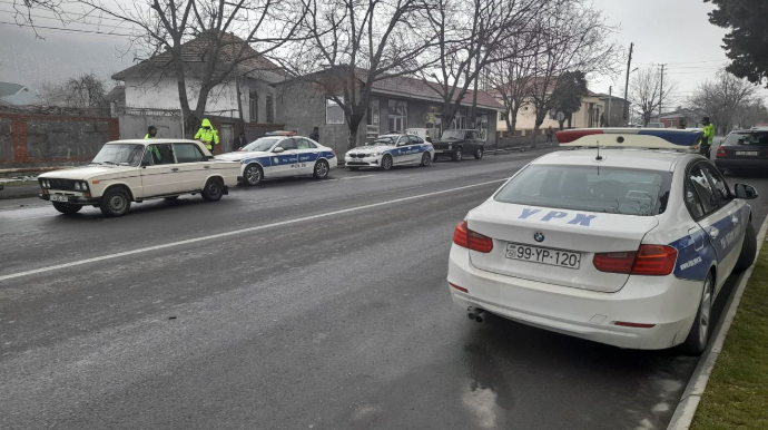 Qaxda yol polisi reyd zamanı 15 sürücünü cərimələyib - FOTO