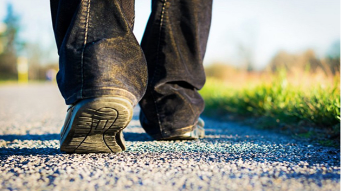 İtkin düşmüş şəxsin paltarları tapıldı 