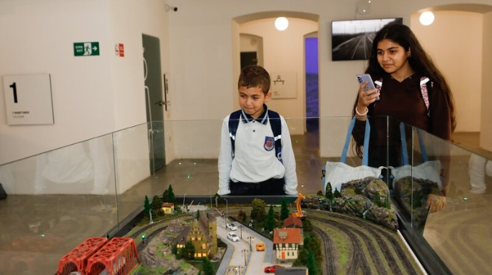 “Açıq qapı” günlərində Azərbaycan Dəmiryol Muzeyini 9 mindən çox insan ziyarət edib - FOTO