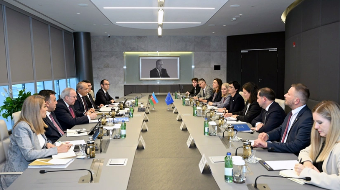 Azərbaycan Aİ ilə nəqliyyat sahələrinə dəstək üzrə maliyyələşdirmə sazişini müzakirə edib - FOTO 