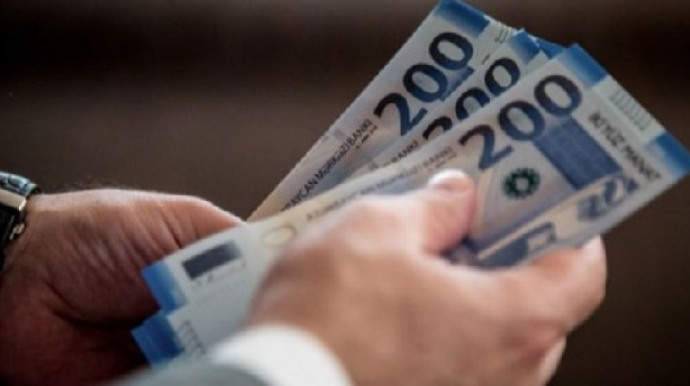 Bakıda orta aylıq əməkhaqqı 980 manata yaxınlaşıb 
