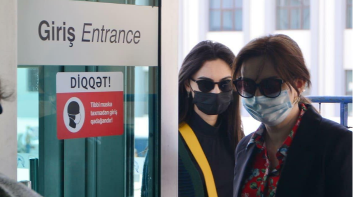 Metropolitendən və küçələrdən pandemiya ilə bağlı lövhələr YIĞIŞDIRILIR? – Rəsmi AÇIQLAMA  