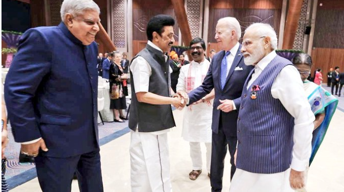 Bayden Stalinlə görüşdü  - FOTO