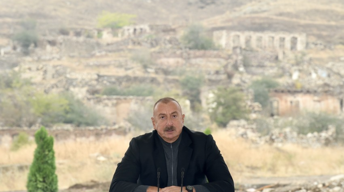 İlham Əliyev:  "Bizi Ermənistanla əməkdaşlığa məcbur etmək istəyirdilər"