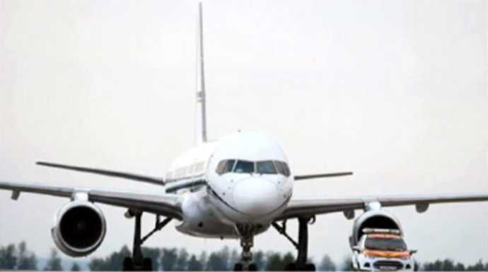 Çin şirkəti iki təyyarəni İran neftinə dəyişib 