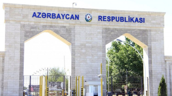 Şəxslərin piyada keçidləri ilə Azərbaycan ərazisinə daxil olması qaydası müəyyənləşib