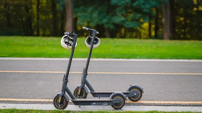 "Tələbələr skuterlə gedib-gəlsin, elə də baha deyil" — Deputat 