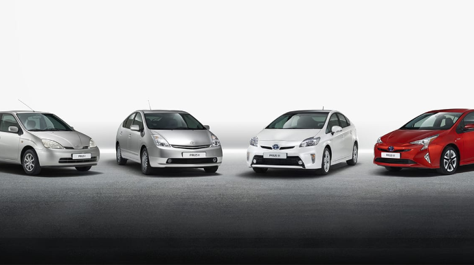 25 yaşlı “Prius” - Bu gün "Toyota Prius"un "doğum günüdür" - FOTO