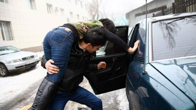 Füzulidə 33 yaşlı kişi həyat yoldaşını oğurladı 