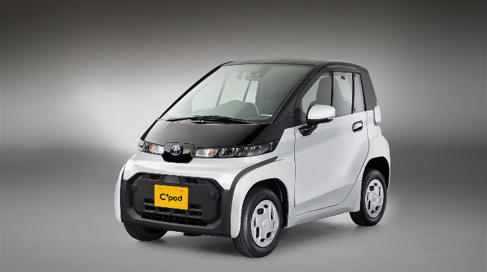 Электрокар Toyota С+pod предложен японским автопаркам  - ФОТО