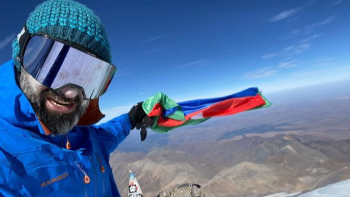 Avropanın ən hündür zirvəsində “Qarabağ Azərbaycandır!” şüarı - VİDEO