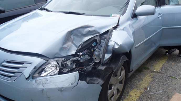 Bakıda avtomobilin vurduğu qadın xəstəxanada ölüb