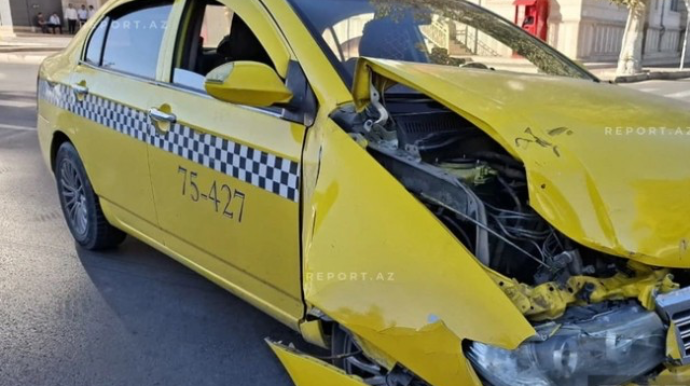Naxçıvanda avtomobillər toqquşdu, ana və övladı xəsarət aldı 