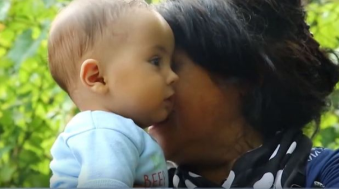 Professor İlham Rəhimov şəhid Elşad Məmmədovun övladını himayəyə götürdü - FOTO 